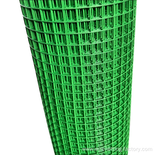 light green PVC coated welded wire mesh roll